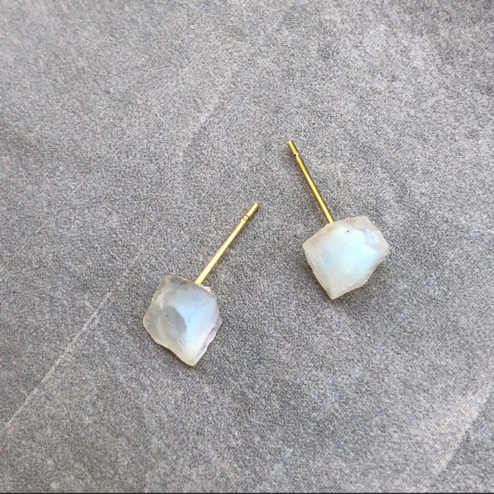 Raw Moonstone Gemstone Crystal Stud Earrings - Picture 5 of 7